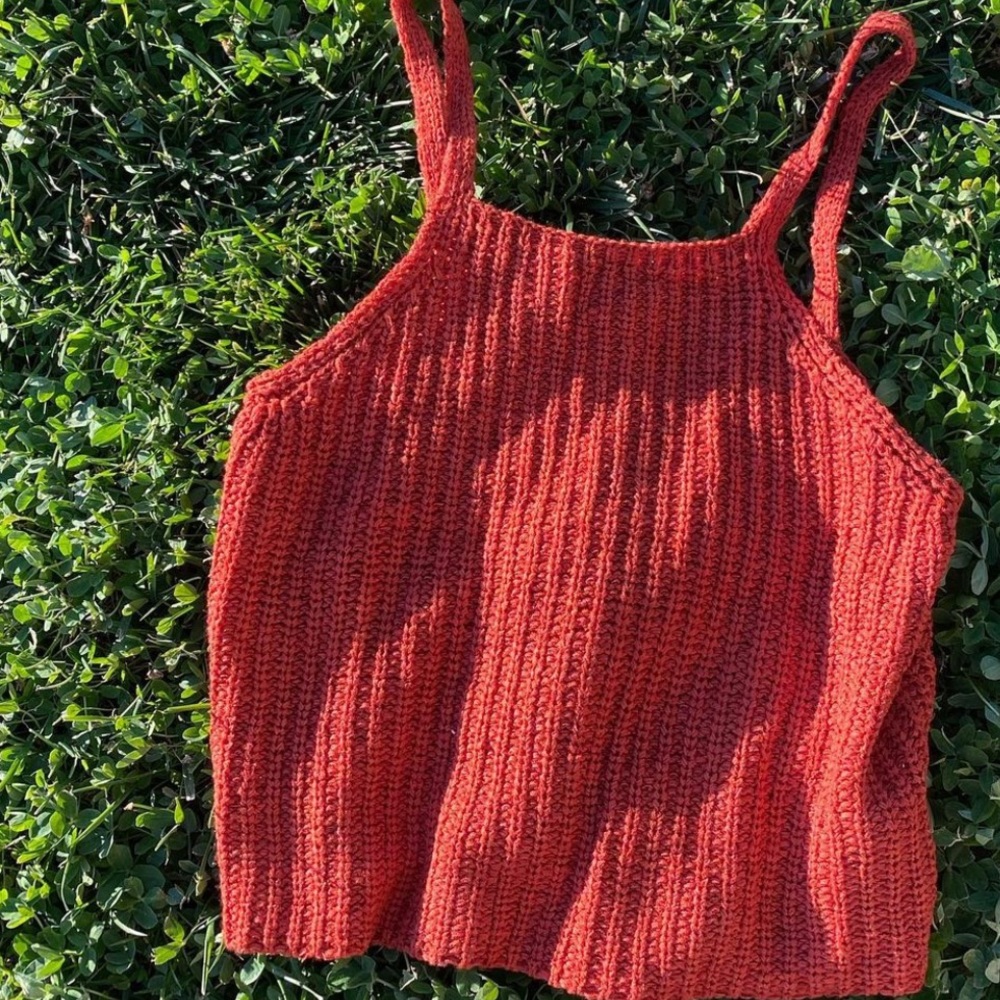 Red / orange knitted Forever 21 top